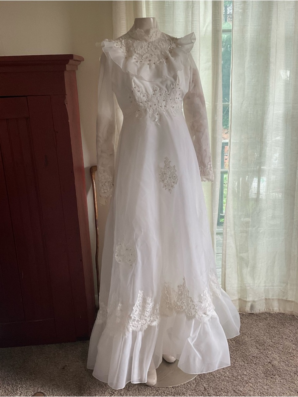 Vintage 70’s Mod Lace Ruffle Wedding Dress XS S